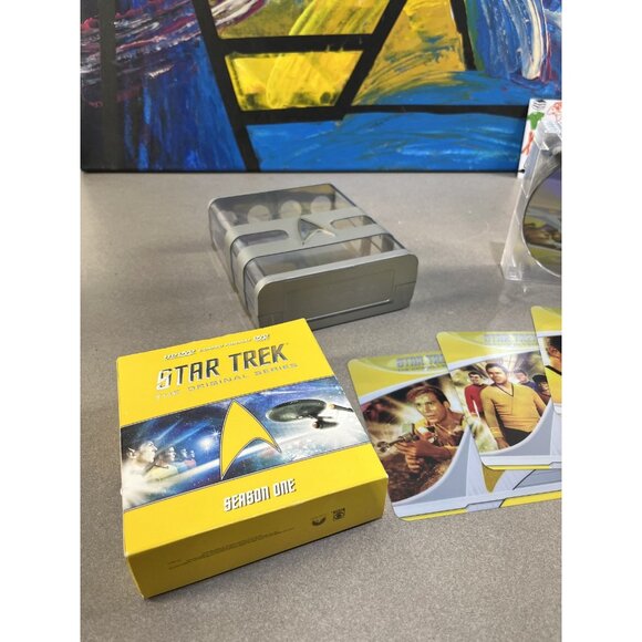 Star Trek: The Original Series (Remastered) Season One DVD Set - Picture 3 of 6